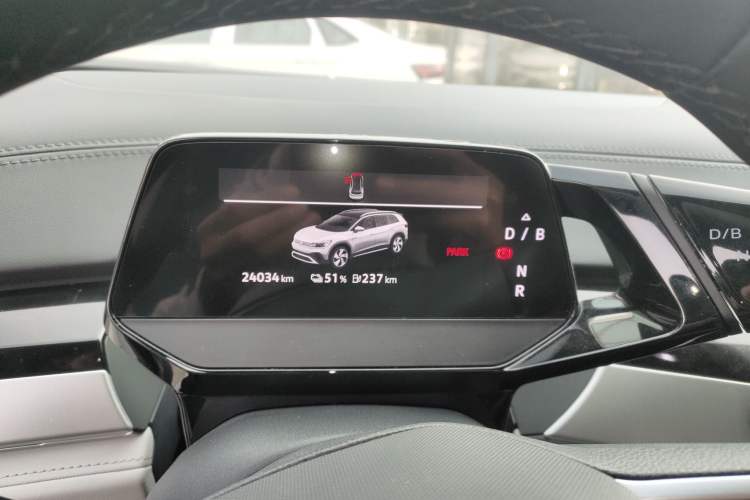 Used Volkswagen ID.6 CROZZ 2024 Facelifted PRO Instrument Cluster