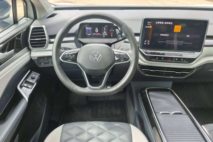 Used Volkswagen ID.6 CROZZ 2024 PRO Model Interior 9