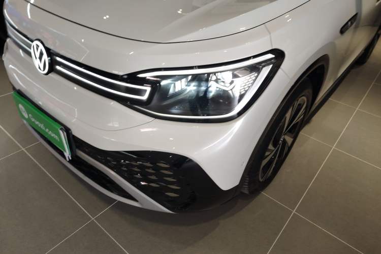 Used Volkswagen ID.6 CROZZ 2024 PRO Model Left Front Headlight