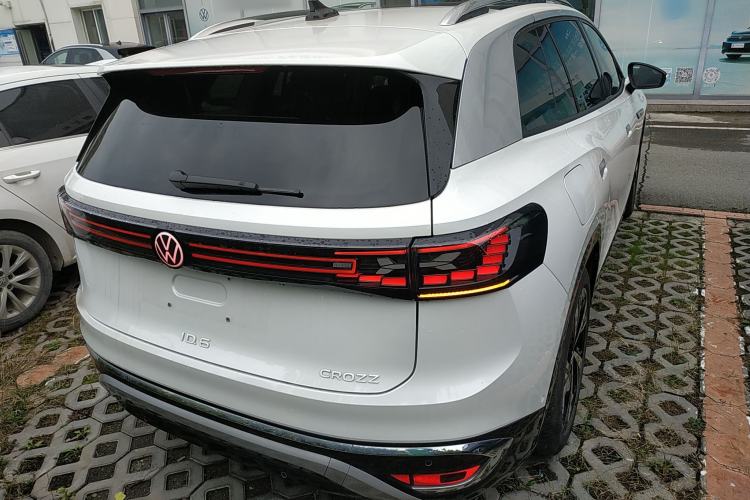 Used Volkswagen ID.6 CROZZ 2024 PRO Model Rear