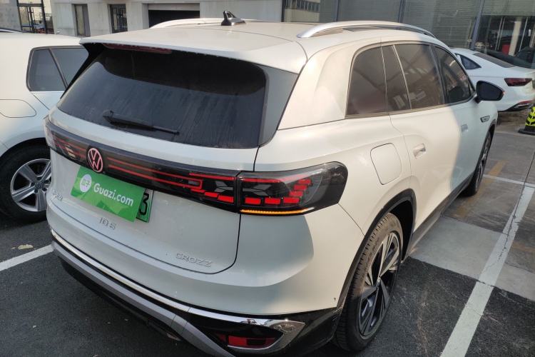 Used Volkswagen ID.6 CROZZ 2024 Facelifted PRO Rear Right 45 Deg