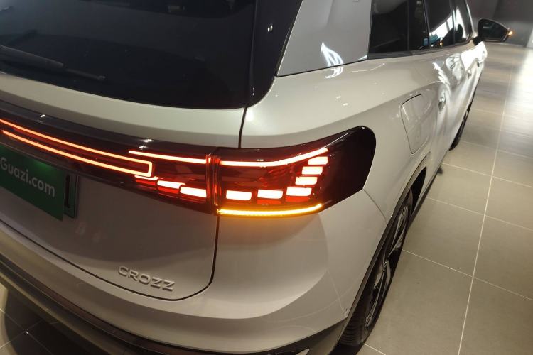 Used Volkswagen ID.6 CROZZ 2024 PRO Model Right Rear Taillight