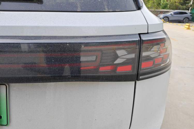 Used Volkswagen ID.6 CROZZ 2024 PRO Model Right Rear Taillight