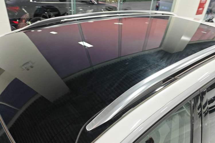 Used Volkswagen ID.6 CROZZ 2024 PRO Model Roof
