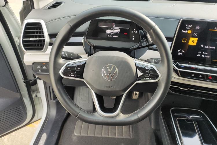 Used Volkswagen ID.6 CROZZ 2024 Facelifted PRO Steering Wheel
