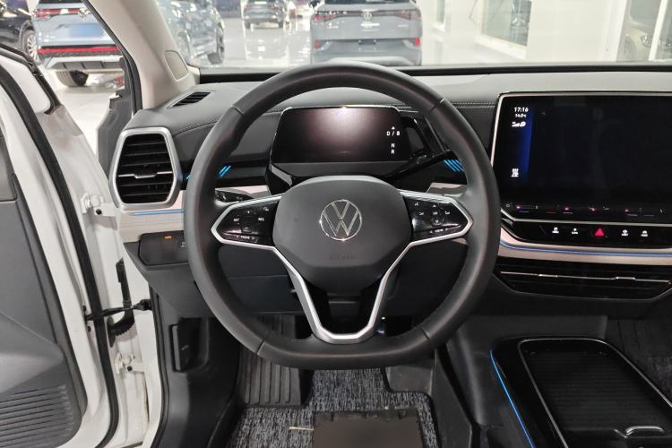 Used Volkswagen ID.6 CROZZ 2024 PRO Model Steering Wheel