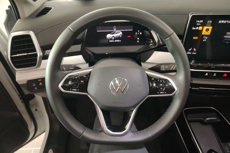 Used Volkswagen ID.6 CROZZ 2024 PRO Model Steering Wheel
