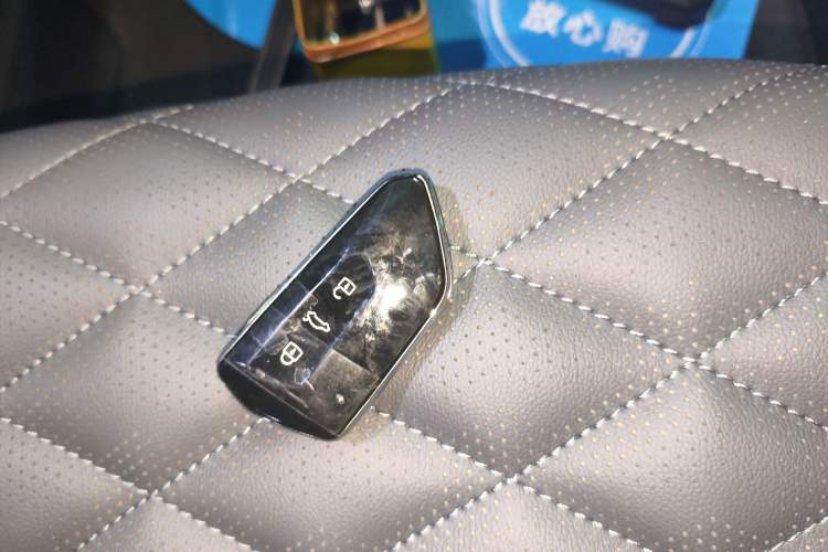 Used Volkswagen ID.6 CROZZ 2024 PRO Model Vehicle Key