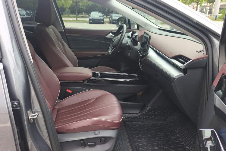Used Volkswagen ID.6 X 2021 Pro Smart Long-Range Edition Interior 4