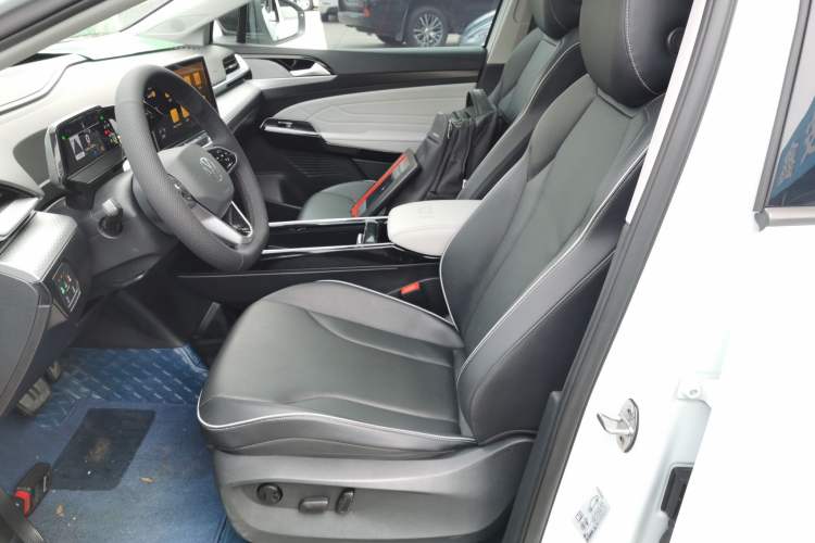 Used Volkswagen ID.6 X 2022 ZhiXiang Pure Long-Range Edition Left Front Seat