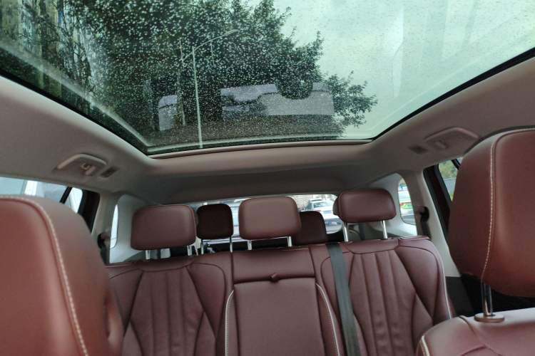 Used Volkswagen ID.6 X 2021 Pro Smart Long-Range Edition Headliner
