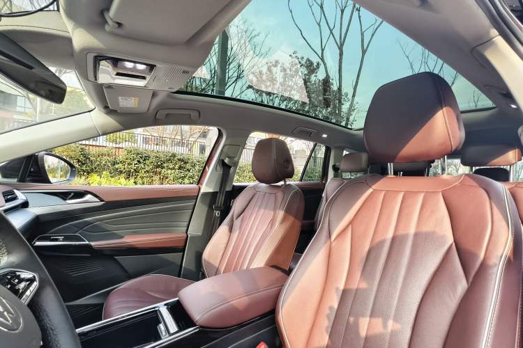 Used Volkswagen ID.6 X 2021 Pro Smart Long-Range Edition Interior 3