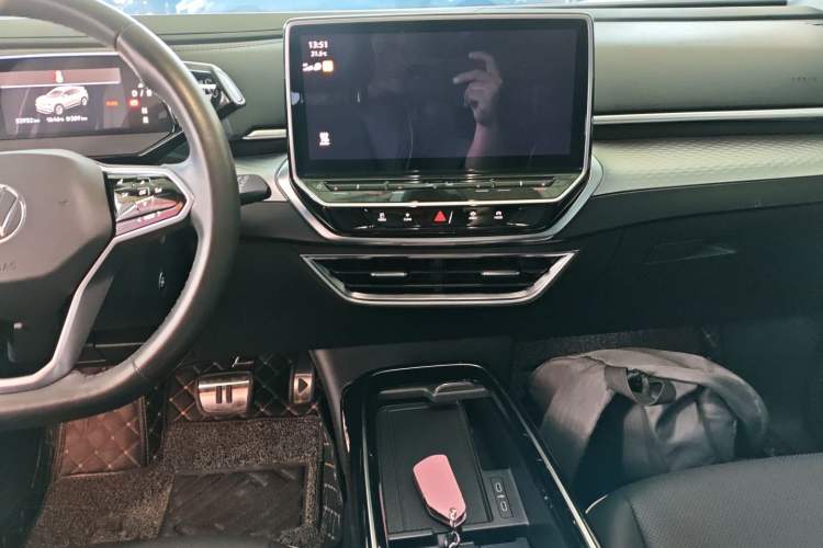 Used Volkswagen ID.6 X 2021 Pure Edition Audio And AC Panel