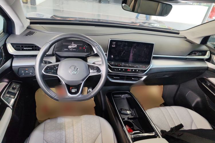 Used Volkswagen ID.6 X 2021 Pro Smart Long-Range Edition Center Console
