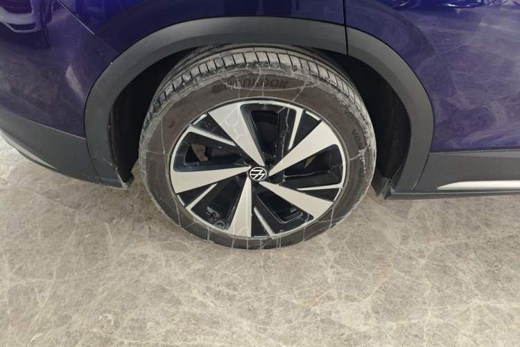 Used Volkswagen ID.6 X 2021 Pure+ Long-Range Edition Exterior 8