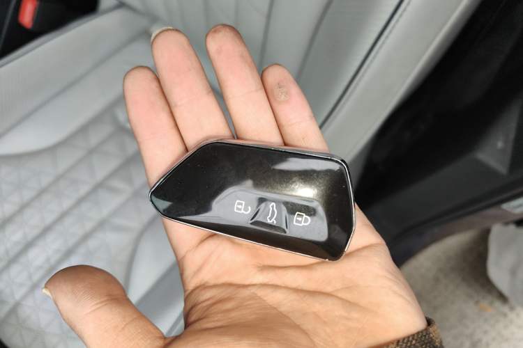 Used Volkswagen ID.6 X 2021 Pro Smart Long-Range Edition Interior 1