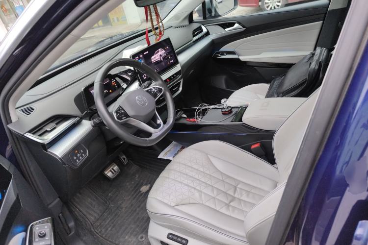 Used Volkswagen ID.6 X 2021 Pro Smart Long-Range Edition Interior 3