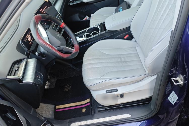 Used Volkswagen ID.6 X 2021 Pro Smart Long-Range Edition Left Front Seat
