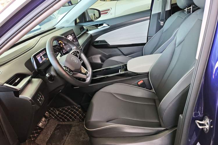 Used Volkswagen ID.6 X 2021 Pure Edition Left Front Seat