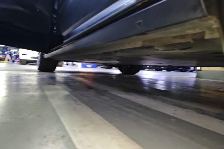 Used Volkswagen ID.6 X 2021 Pro Smart Long-Range Edition Left Side Sill