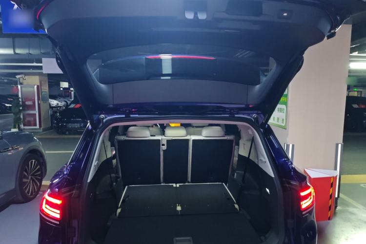 Used Volkswagen ID.6 X 2021 Pro Smart Long-Range Edition Trunk