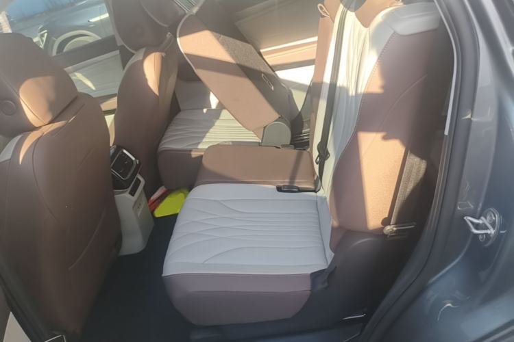 Used Volkswagen ID.6 X 2021 Pro Smart Long-Range Edition Left Rear Seat