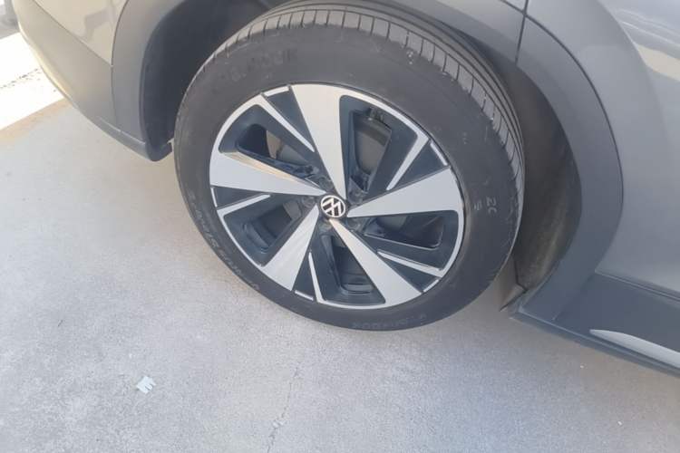 Used Volkswagen ID.6 X 2021 Pro Smart Long-Range Edition Right Rear Wheel Hub