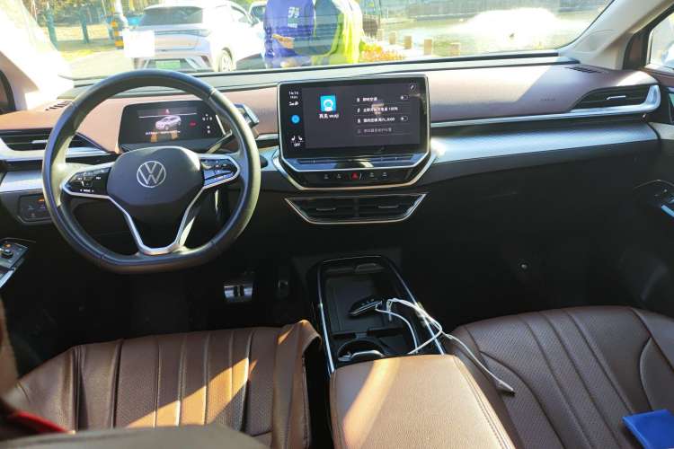 Used Volkswagen ID.6 X 2021 Pro Smart Long-Range Edition Center Console