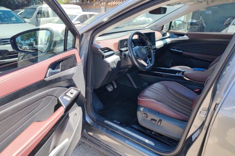 Used Volkswagen ID.6 X 2021 Pro Smart Long-Range Edition Driver Seat
