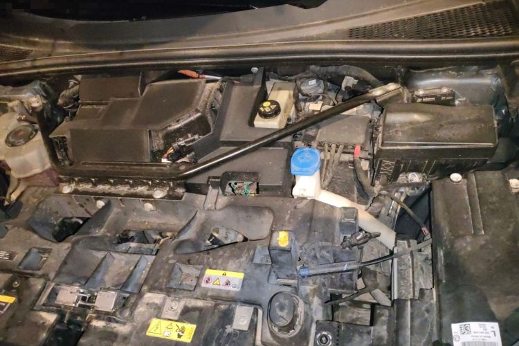 Used Volkswagen ID.6 X 2021 Pro Smart Long-Range Edition Engine Bay Left