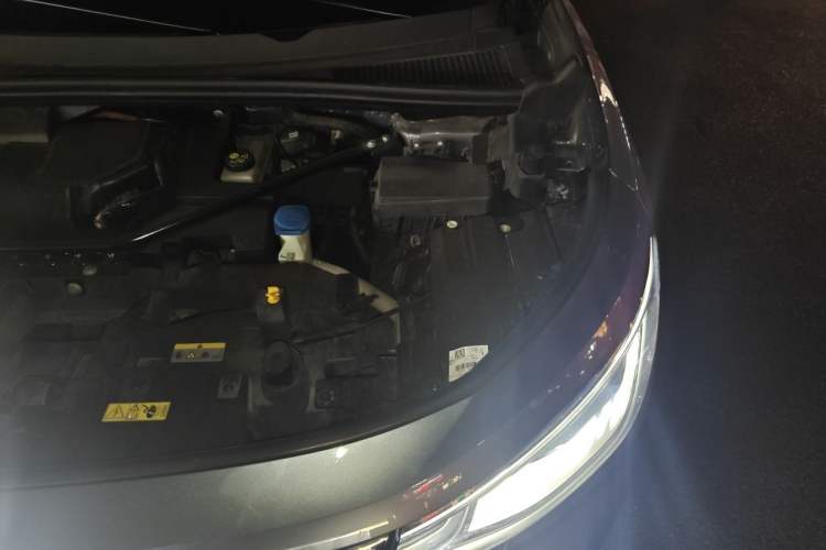 Used Volkswagen ID.6 X 2021 Pro Smart Long-Range Edition Engine Bay Left