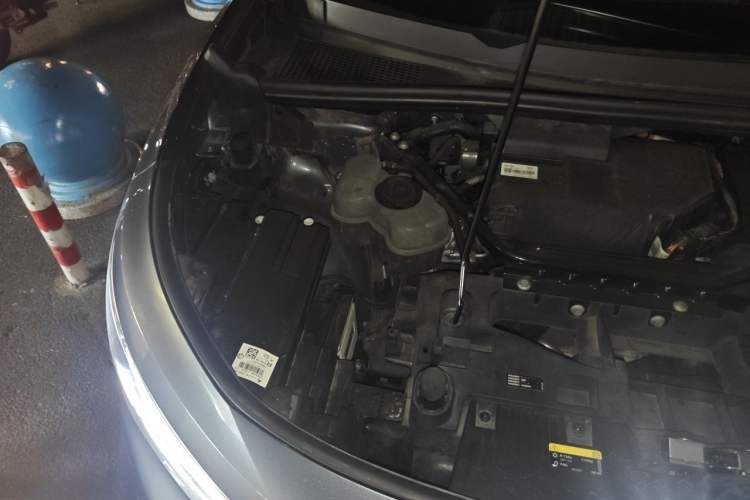 Used Volkswagen ID.6 X 2021 Pro Smart Long-Range Edition Engine Bay Right