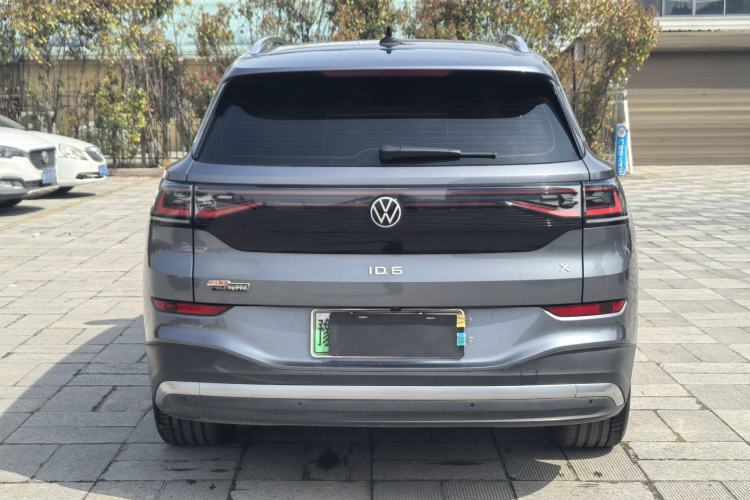 Used Volkswagen ID.6 X 2021 Pure+ Long-Range Edition Exterior 5