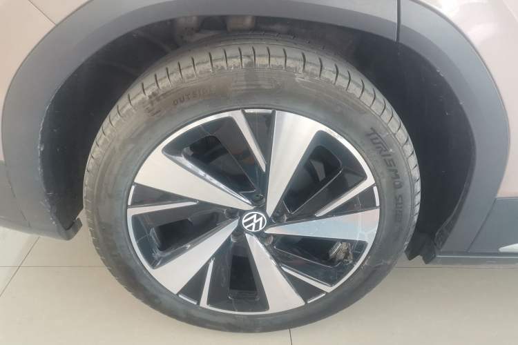 Used Volkswagen ID.6 X 2021 Pro Smart Long-Range Edition Exterior 8