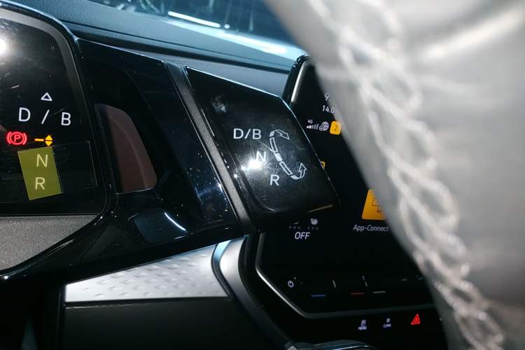 Used Volkswagen ID.6 X 2021 Revised Version Pure+ Long-Range Edition Gear Lever