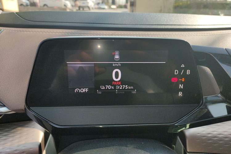 Used Volkswagen ID.6 X 2021 Pure Edition Instrument Cluster
