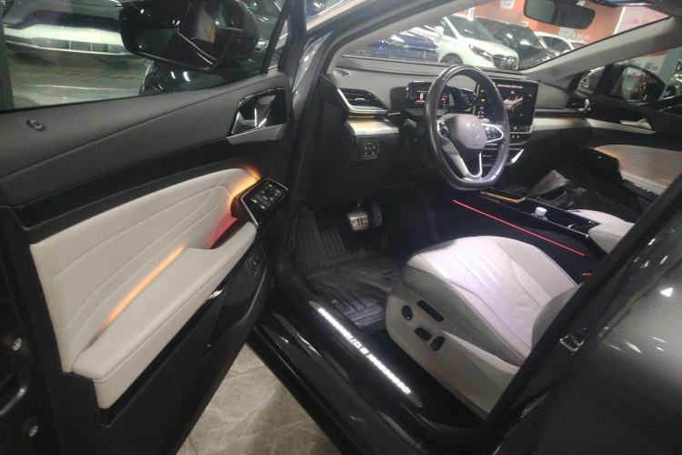 Used Volkswagen ID.6 X 2021 Pro Smart Long-Range Edition Interior 3