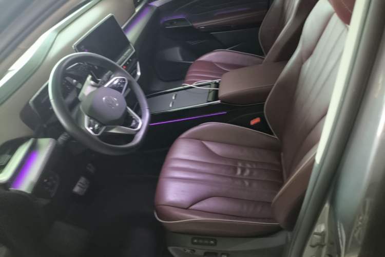 Used Volkswagen ID.6 X 2021 Revised Version Pure+ Long-Range Edition Left Front Seat