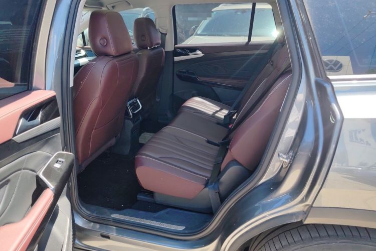 Used Volkswagen ID.6 X 2021 Pro Smart Long-Range Edition Left Rear Seat