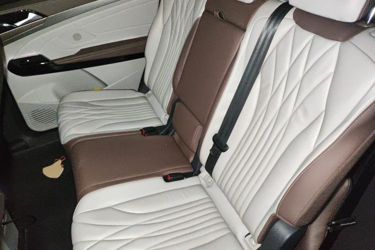 Used Volkswagen ID.6 X 2021 1st Edition ID. First Impression Edition Left Rear Seat