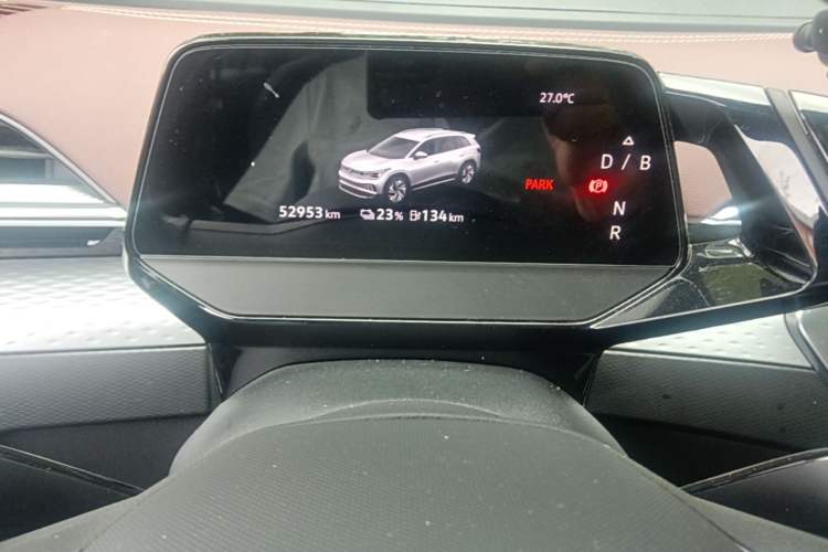 Used Volkswagen ID.6 X 2021 1st Edition ID. First Impression Edition Odometer Close Up