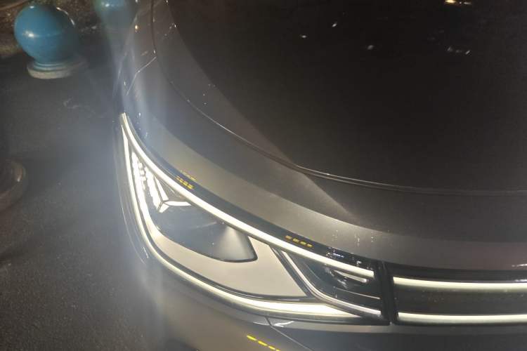 Used Volkswagen ID.6 X 2021 Pro Smart Long-Range Edition Right Front Headlight