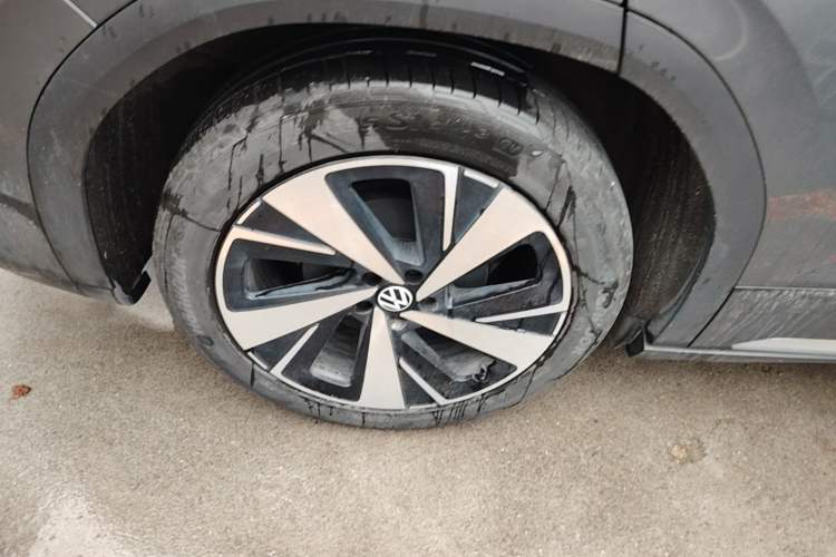 Used Volkswagen ID.6 X 2021 1st Edition ID. First Impression Edition Right Rear Wheel Hub