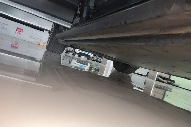 Used Volkswagen ID.6 X 2021 Pro Smart Long-Range Edition Right Side Sill