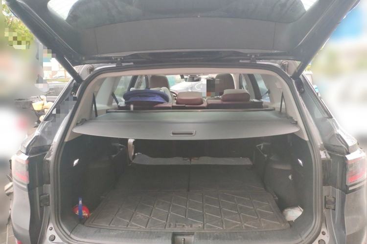 Used Volkswagen ID.6 X 2021 Pro Smart Long-Range Edition Trunk