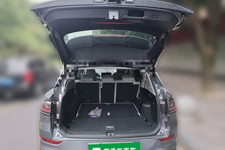 Used Volkswagen ID.6 X 2021 Pro Smart Long-Range Edition Trunk