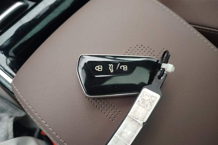 Used Volkswagen ID.6 X 2021 1st Edition ID. First Impression Edition Vehicle Key
