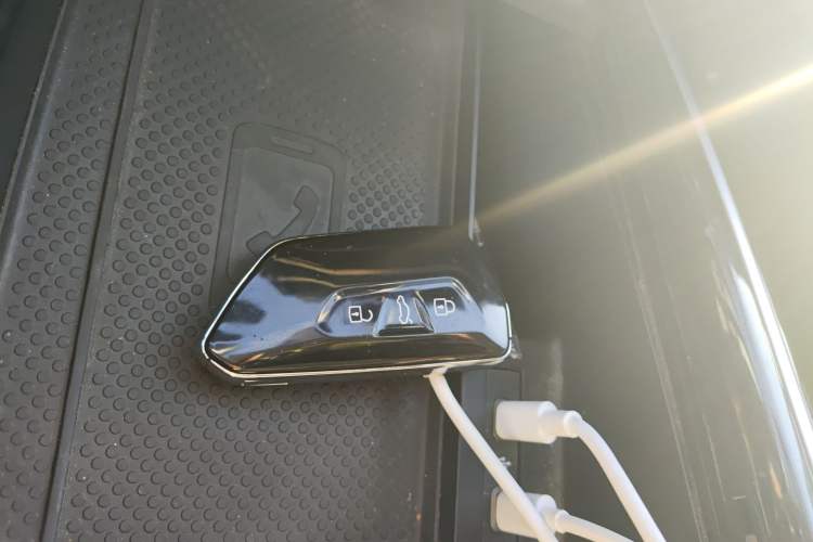Used Volkswagen ID.6 X 2021 Pro Smart Long-Range Edition Vehicle Key