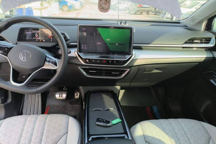 Used Volkswagen ID.6 X 2021 Pro Smart Long-Range Edition Audio And AC Panel