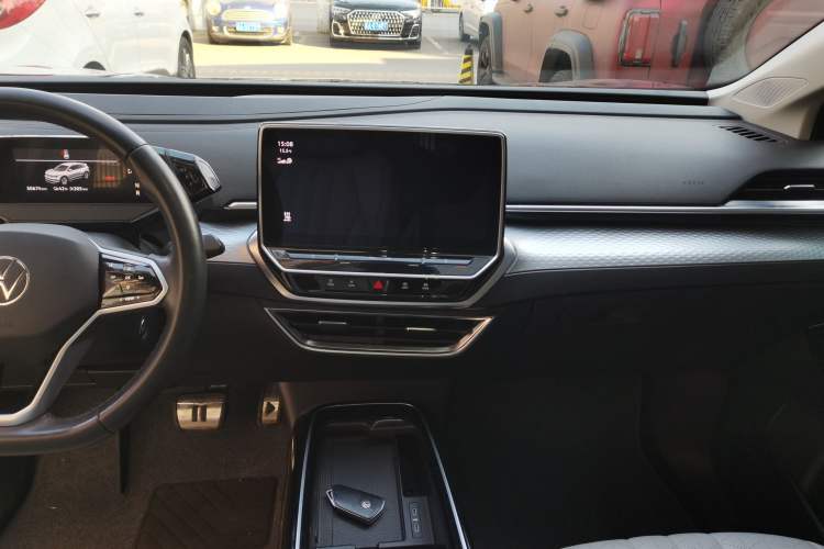 Used Volkswagen ID.6 X 2021 Pro Smart Long-Range Edition Audio And AC Panel